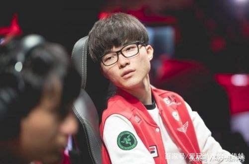 比赛双方策