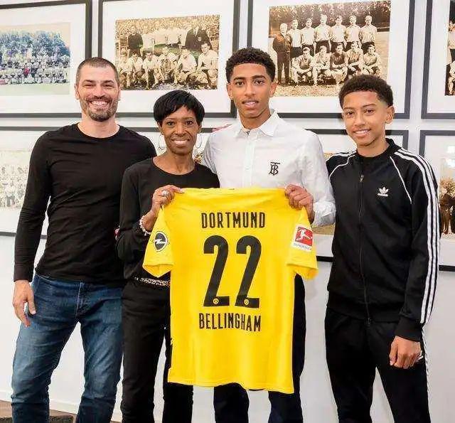 湖人通过持 湖人通过持