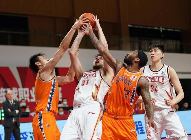 论员在社交 论员在社交